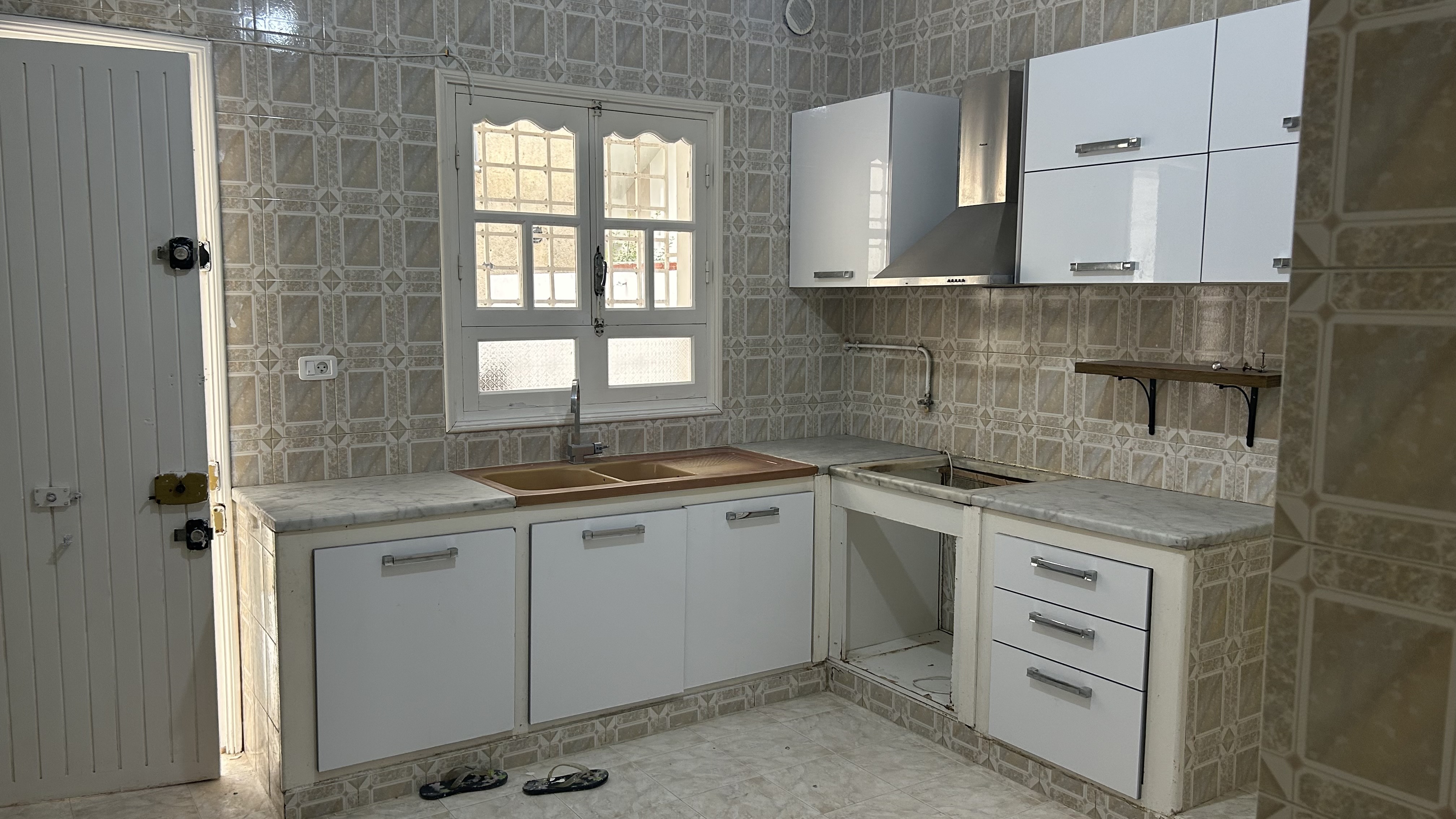 La Soukra Chotrana 1 Location Maisons Rdc de villa s3  sidi salah