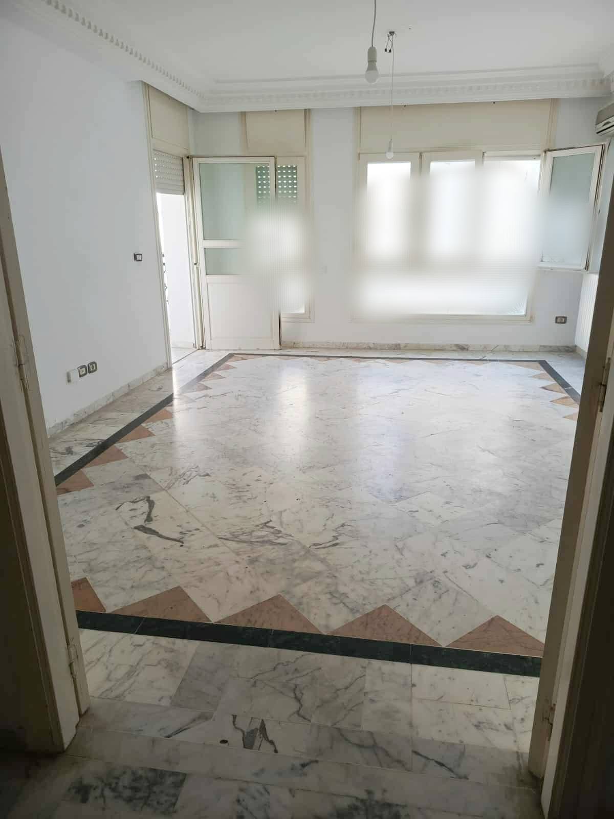 Ariana Ville Cite Ennasr 2 Location Appart. 4 pices Ennasr 2 spacieux appt s2 cot lyce et commodits