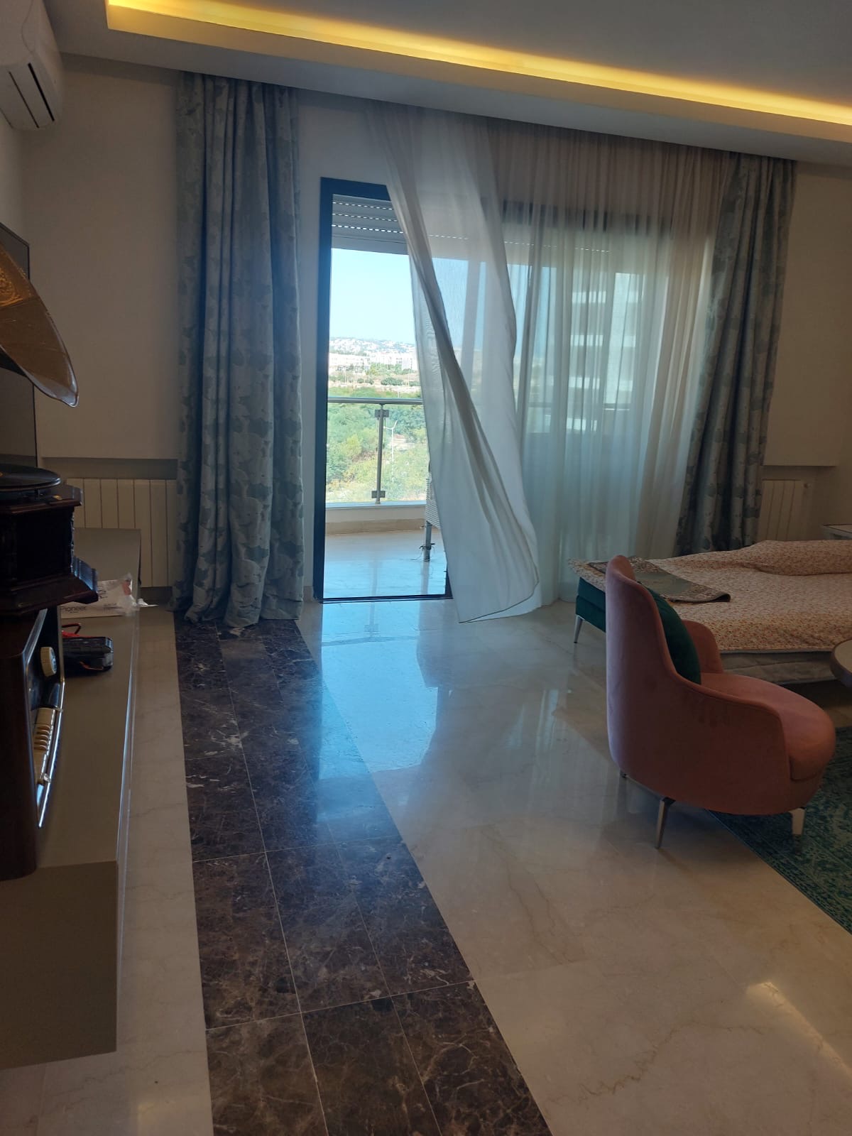 Ain Zaghouan Jardins de Carthage Vente Appart. 2 pices Vue dgage