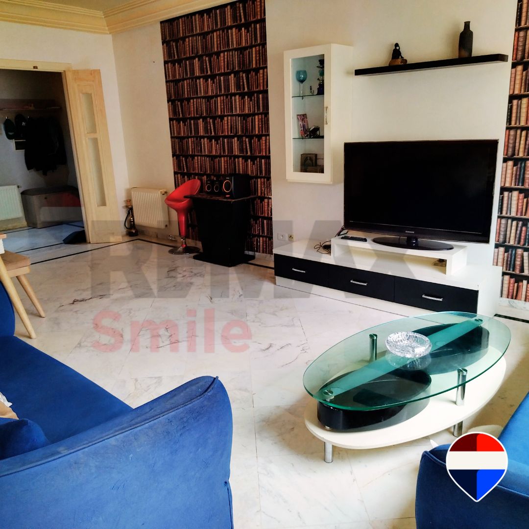 La Marsa El Aouina Vente Appart. 3 pices Grand appartement s3 cit des palmeraies