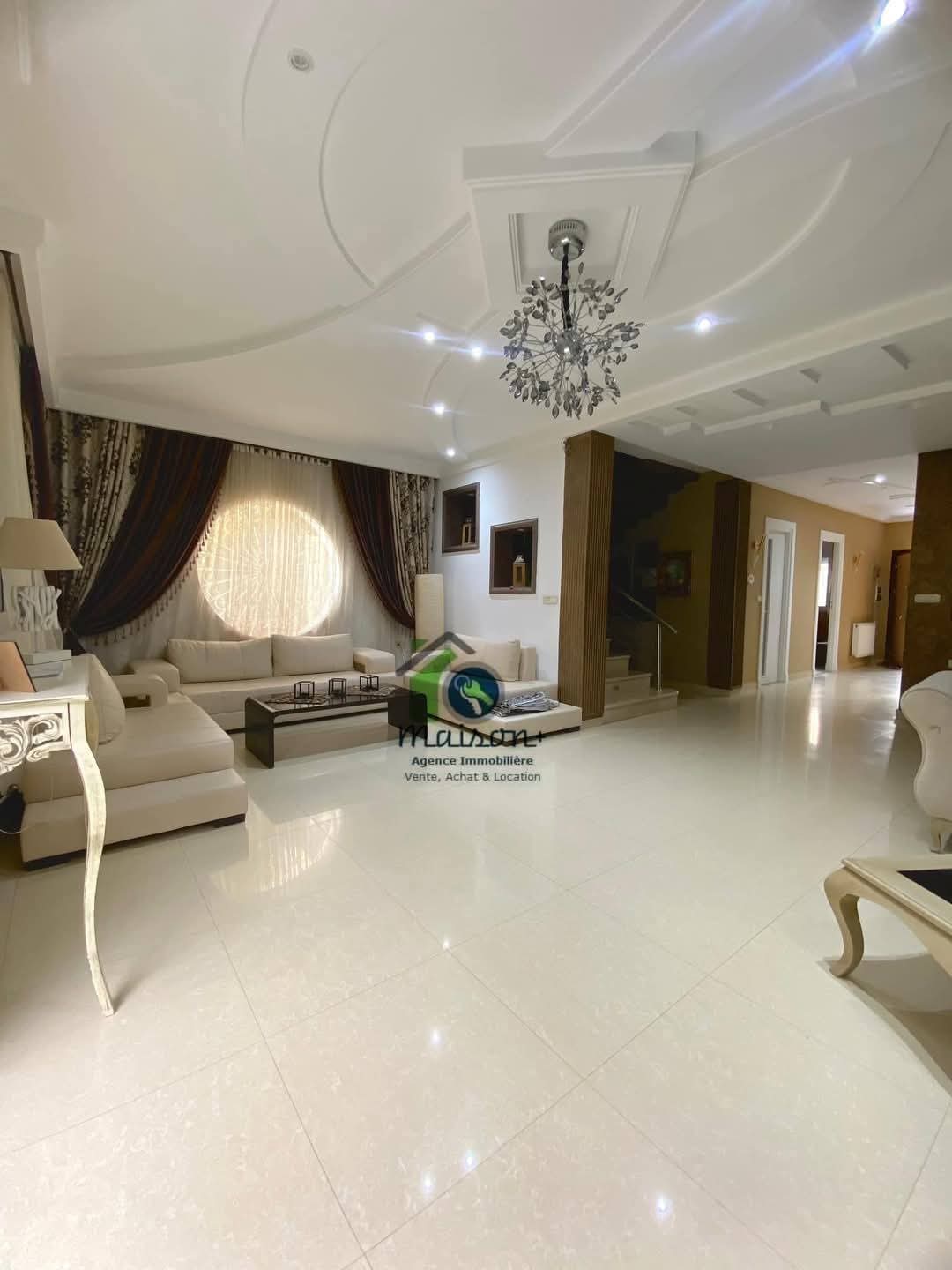 El Mourouj&nbsp;El Mourouj&nbsp;Vente&nbsp;Maisons&nbsp;Tr�s belle villa haut standing