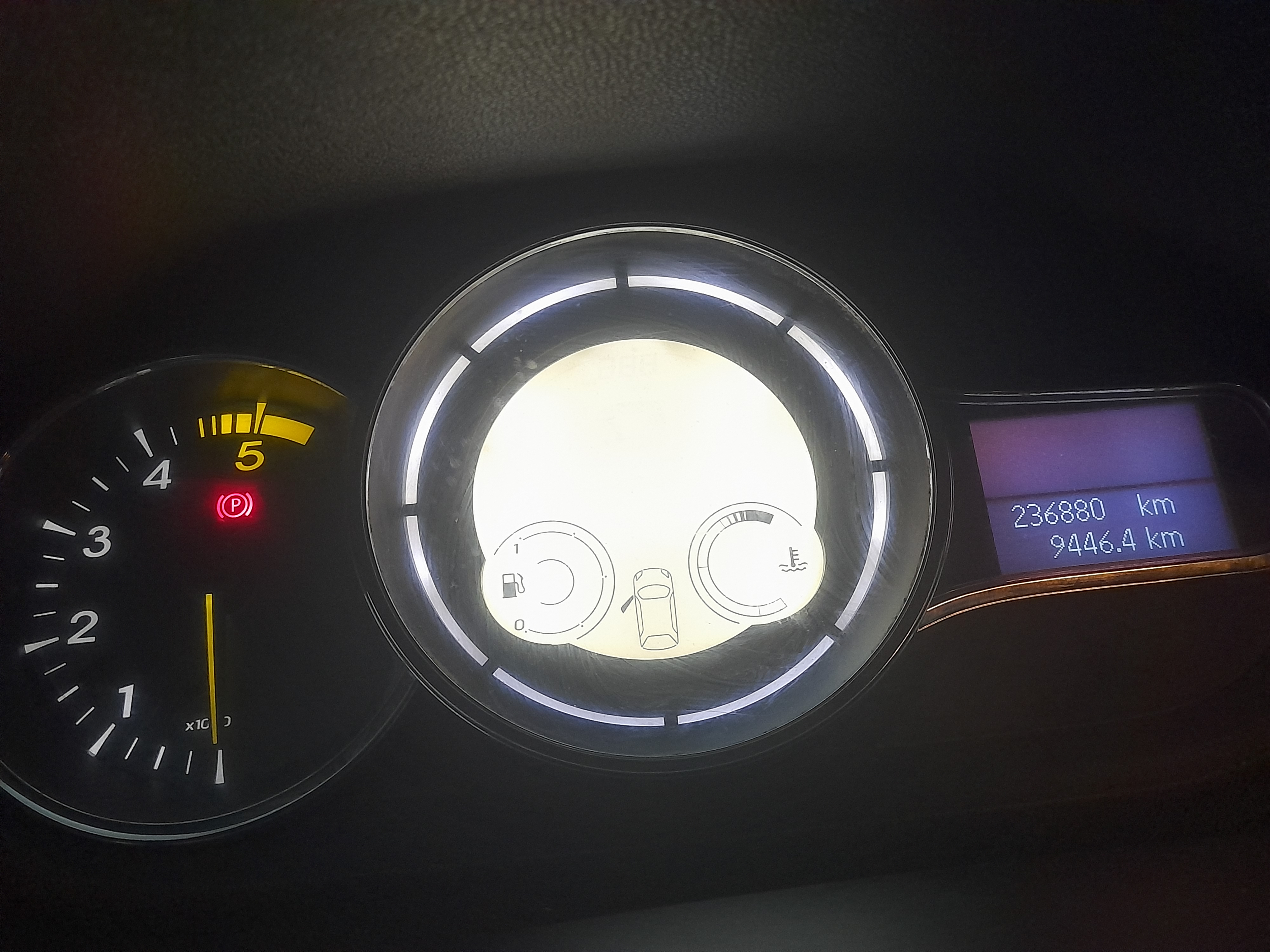 Mornag El Ksibi Renault Megane Megane 3 dci 110 ch diesel