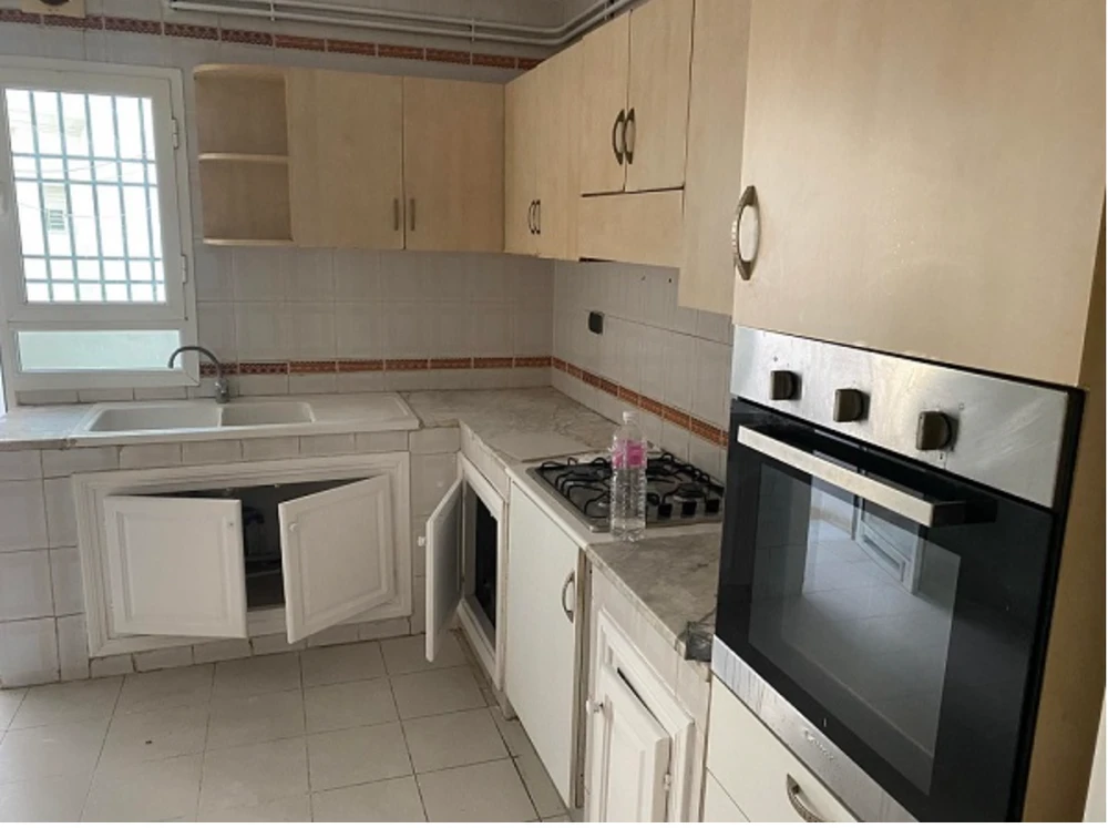 El Menzah El Menzah 9 Location Appart. 4 pices Appart menzah 7 bis  ct de nasr