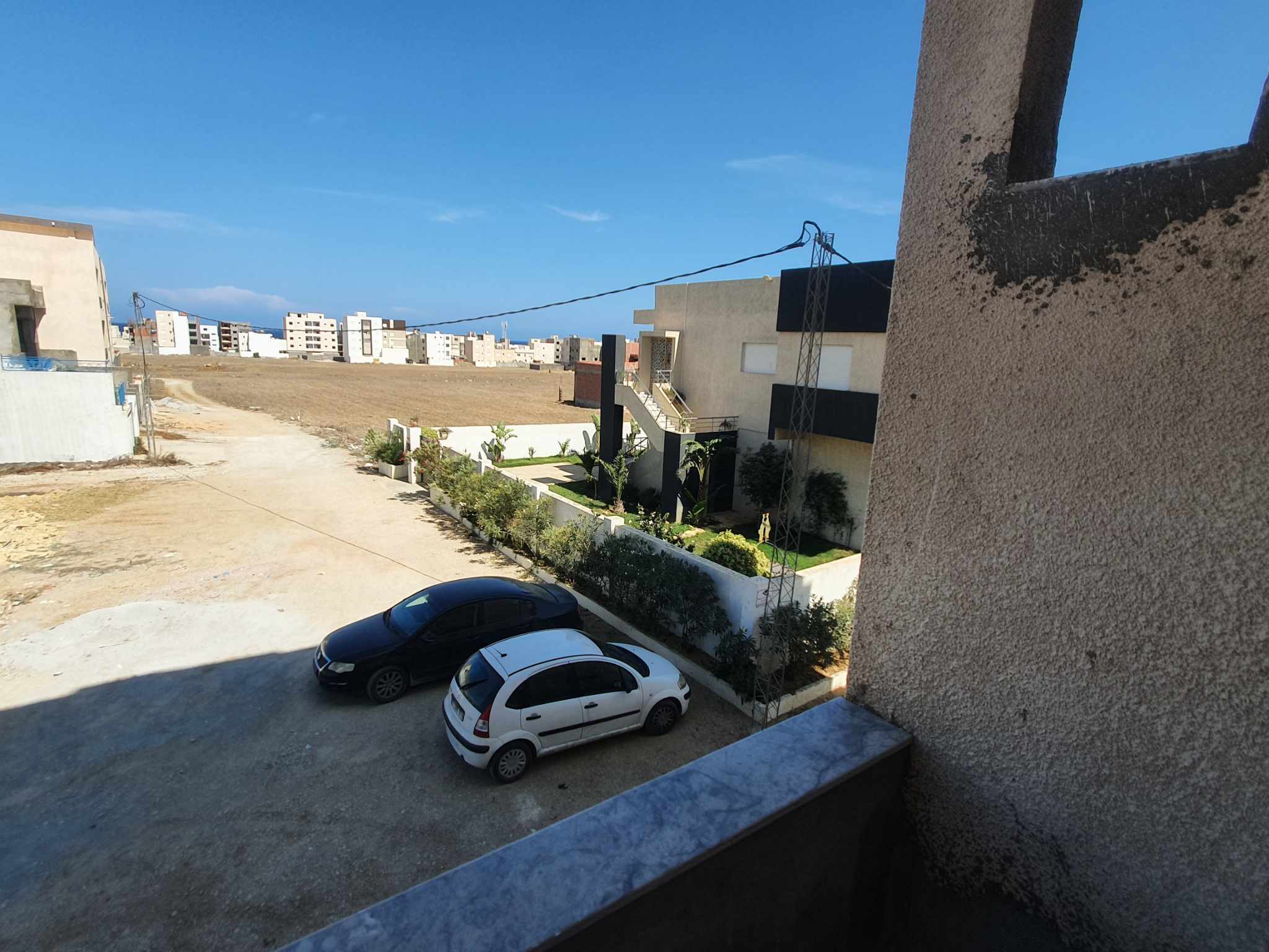 Hammam El Ghezaz Ezzahra Vente Appart. 2 pices Un appartement en 1er tage  ezzahra klibia