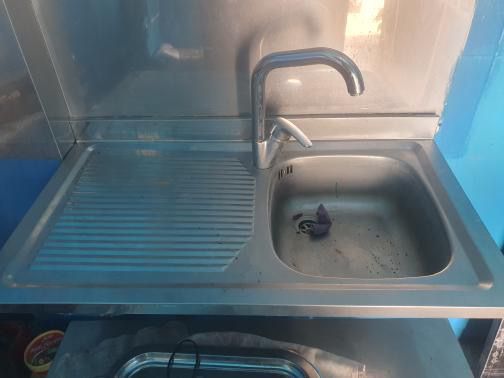 Mannouba La Mannouba Autre Autre Lavabo et son robinet