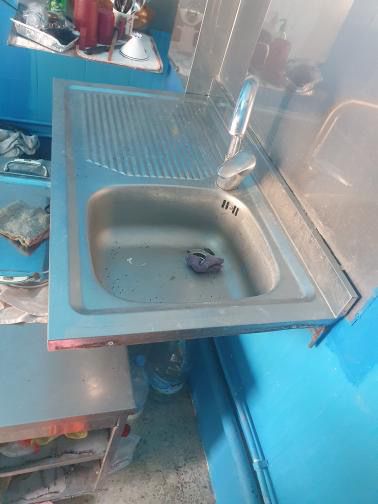 Mannouba La Mannouba Autre Autre Lavabo et son robinet