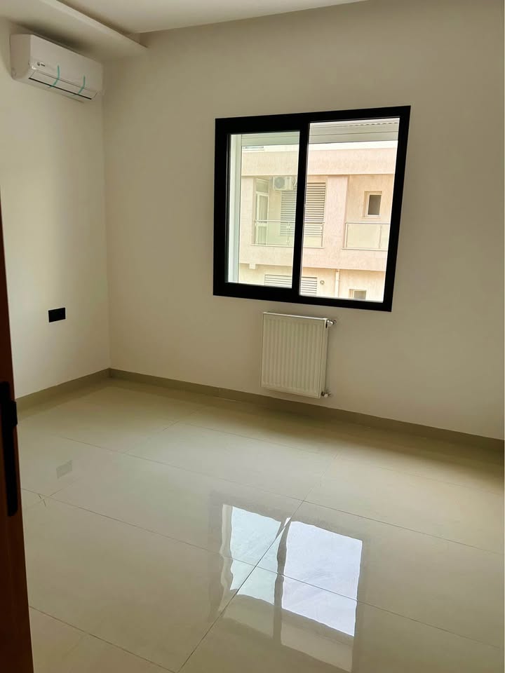 La Soukra La Soukra Location Appart. 3 pices Appart s2 neuf haut standing  la soukra