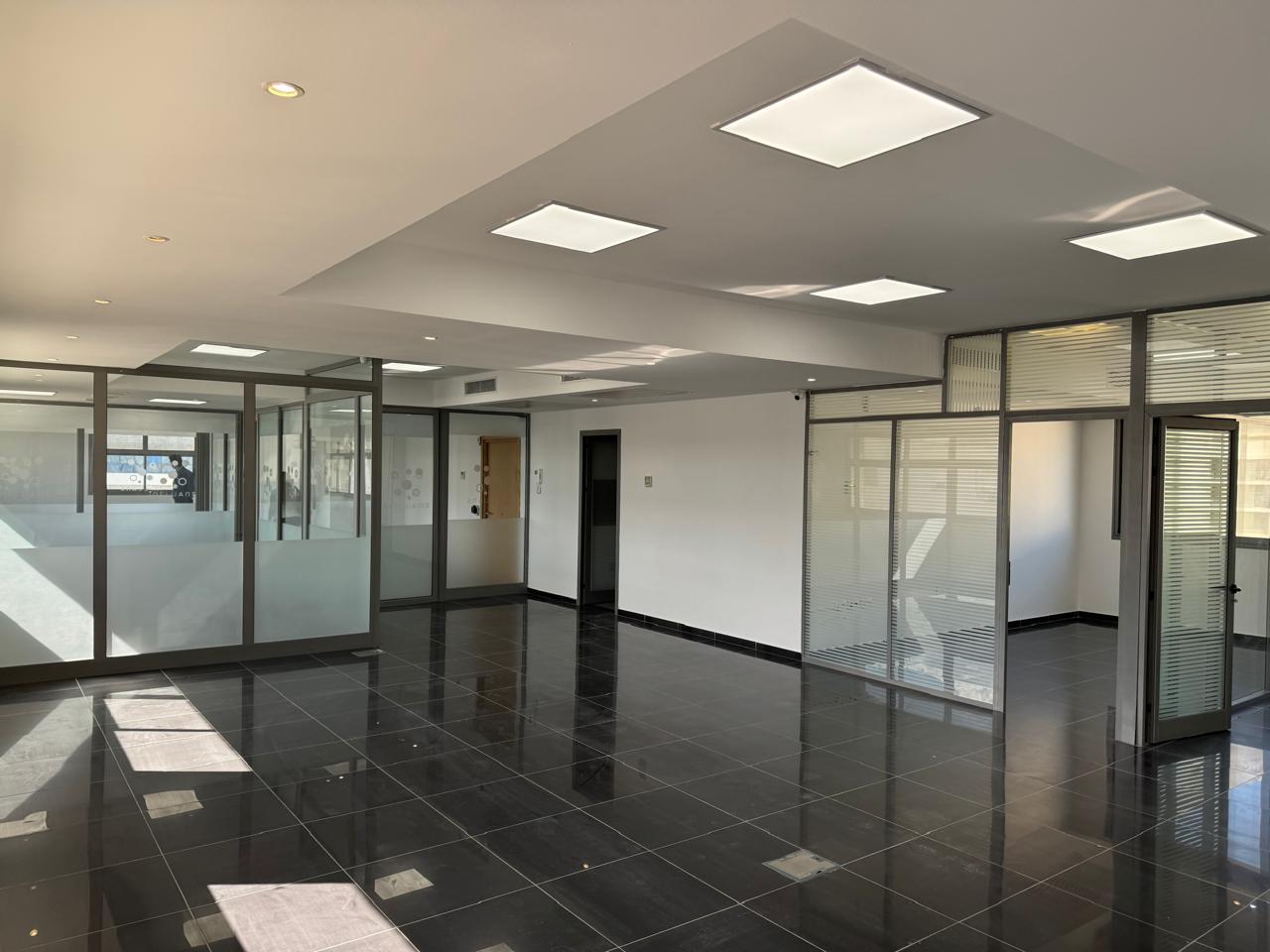 La Marsa Berge Du Lac Bureaux & Commerces Bureau Bureau 220 m2 hs au berge du lac 1