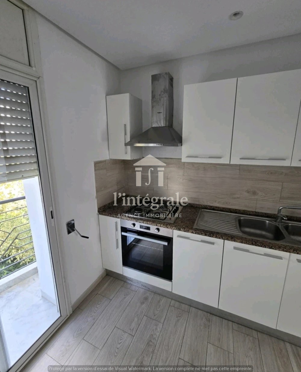 El Menzah El Menzah 9 Location Maisons S3 tage de villa haut standing