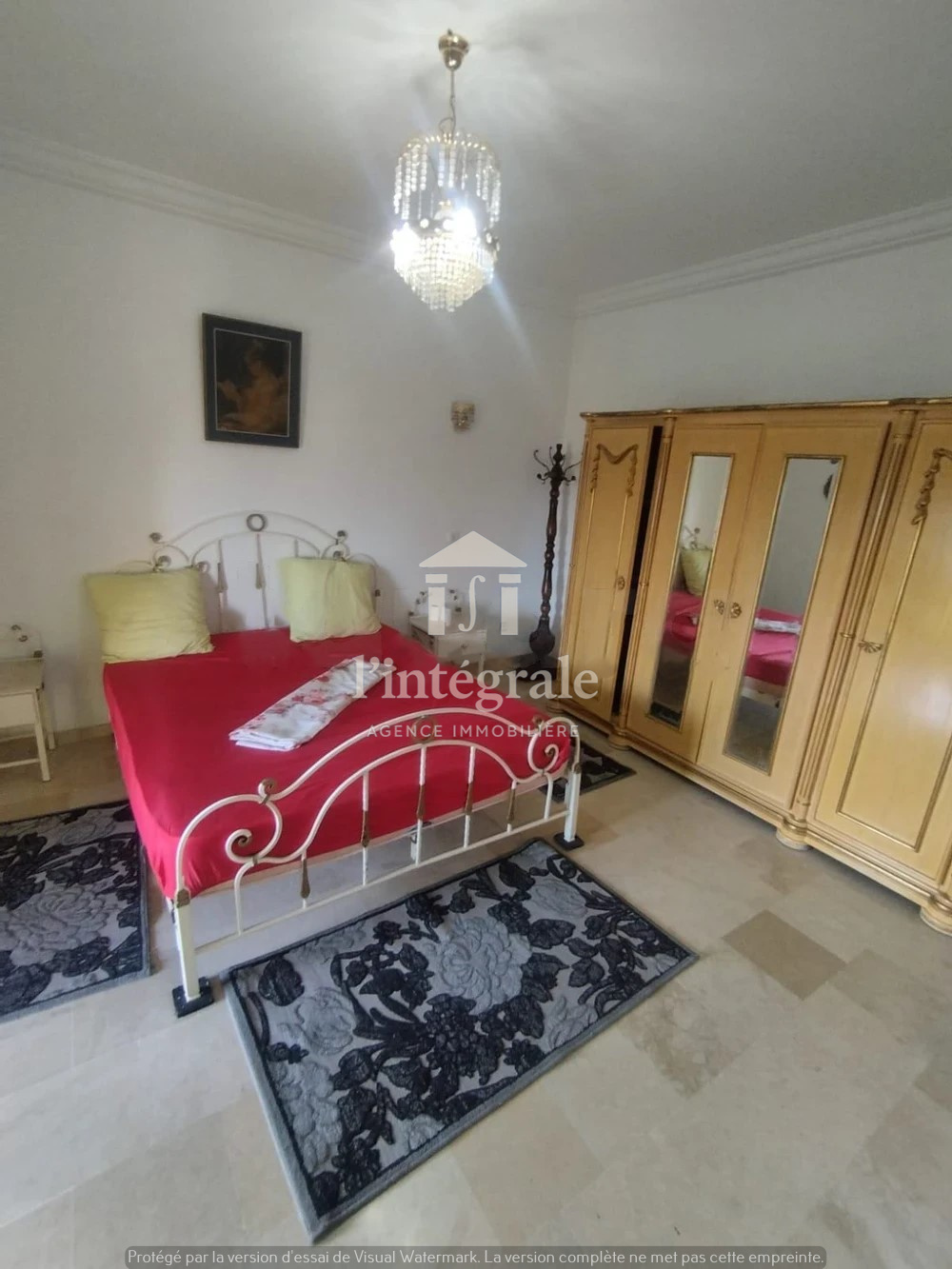 Ariana Ville Cite Ennasr 2 Location Appart. 3 pices S2 meubl avec une terrasse