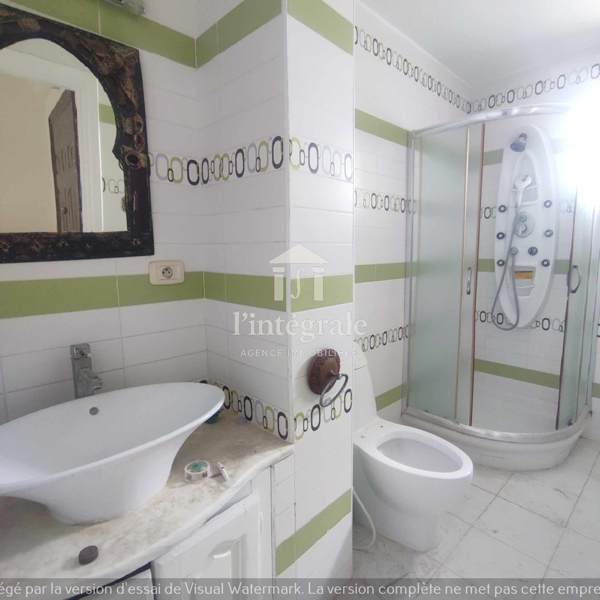 Ariana Ville Riadh Landlous Location Appart. 4 pices S4 tage de villa