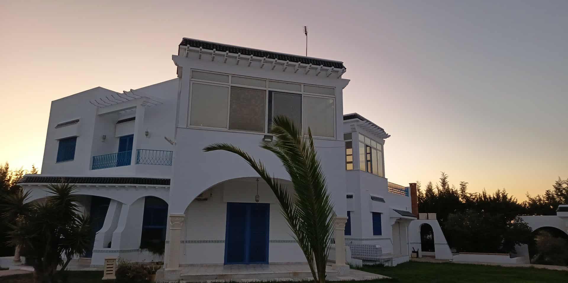 Soliman Soliman Vente Maisons Villa de 500 m2 btie sur un terrain agricole