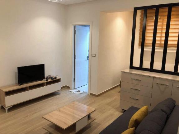 La Marsa El Aouina Vente Appart. 1 pice S 0 avec meuble et abri de voiture a cite wahat