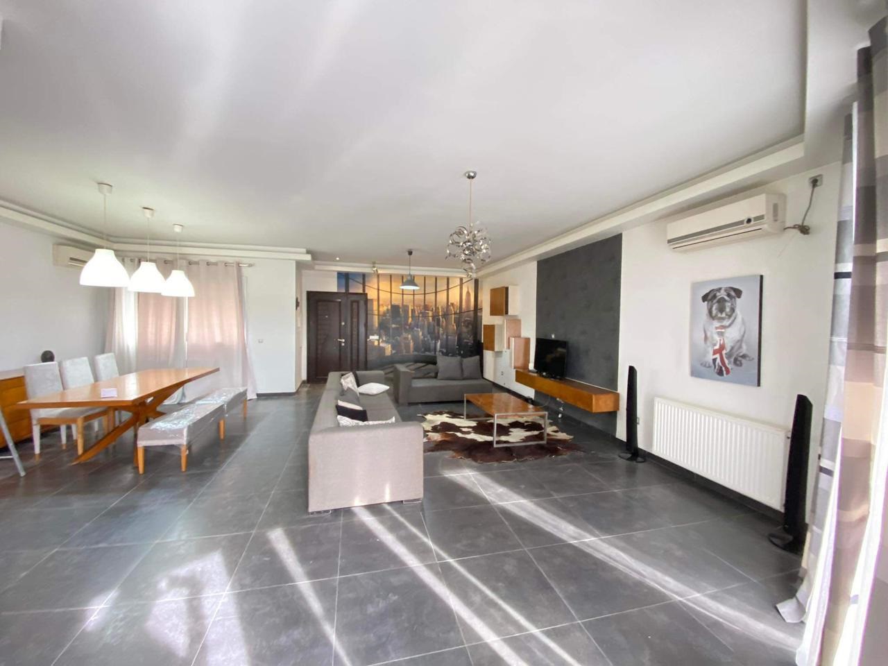 La Marsa El Aouina Location Appart. 3 pices S plus 3 cite taieb lmhiri laouiina