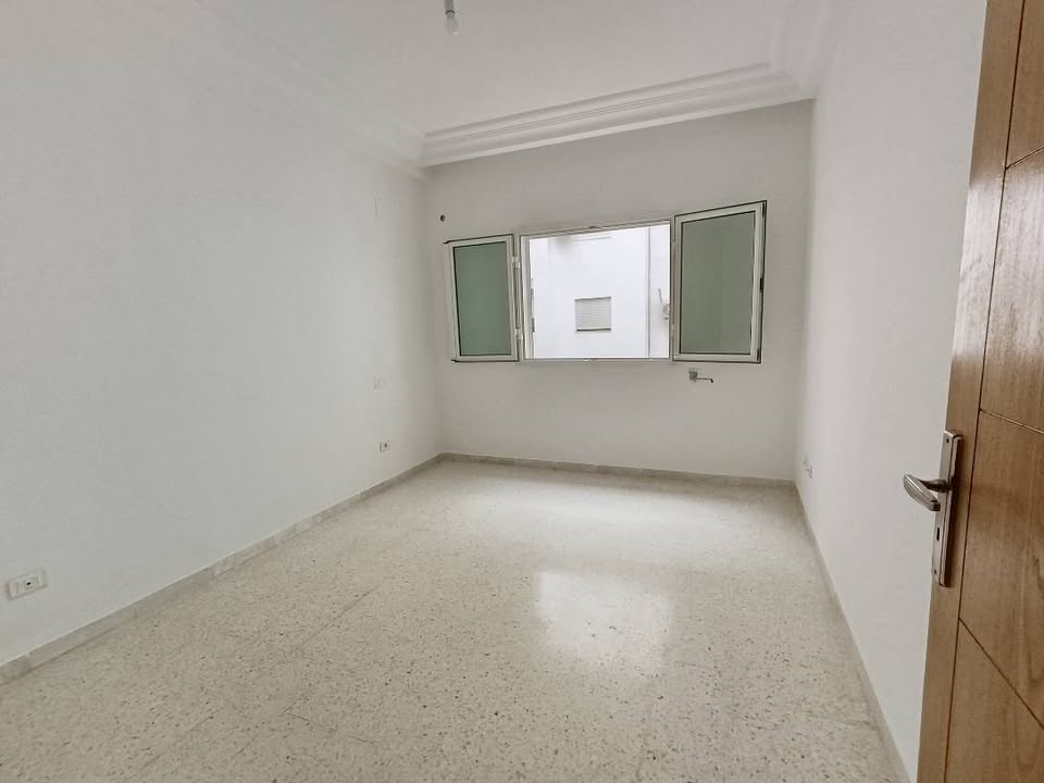 La Marsa El Aouina Vente Appart. 1 pice S 1 investissement wahat rsd zayatine