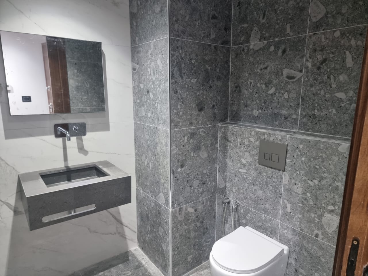 Ain Zaghouan Ain Zaghouan Vente Appart. 2 pices Un s plus 2 direct promoteur ain zaghouan nord