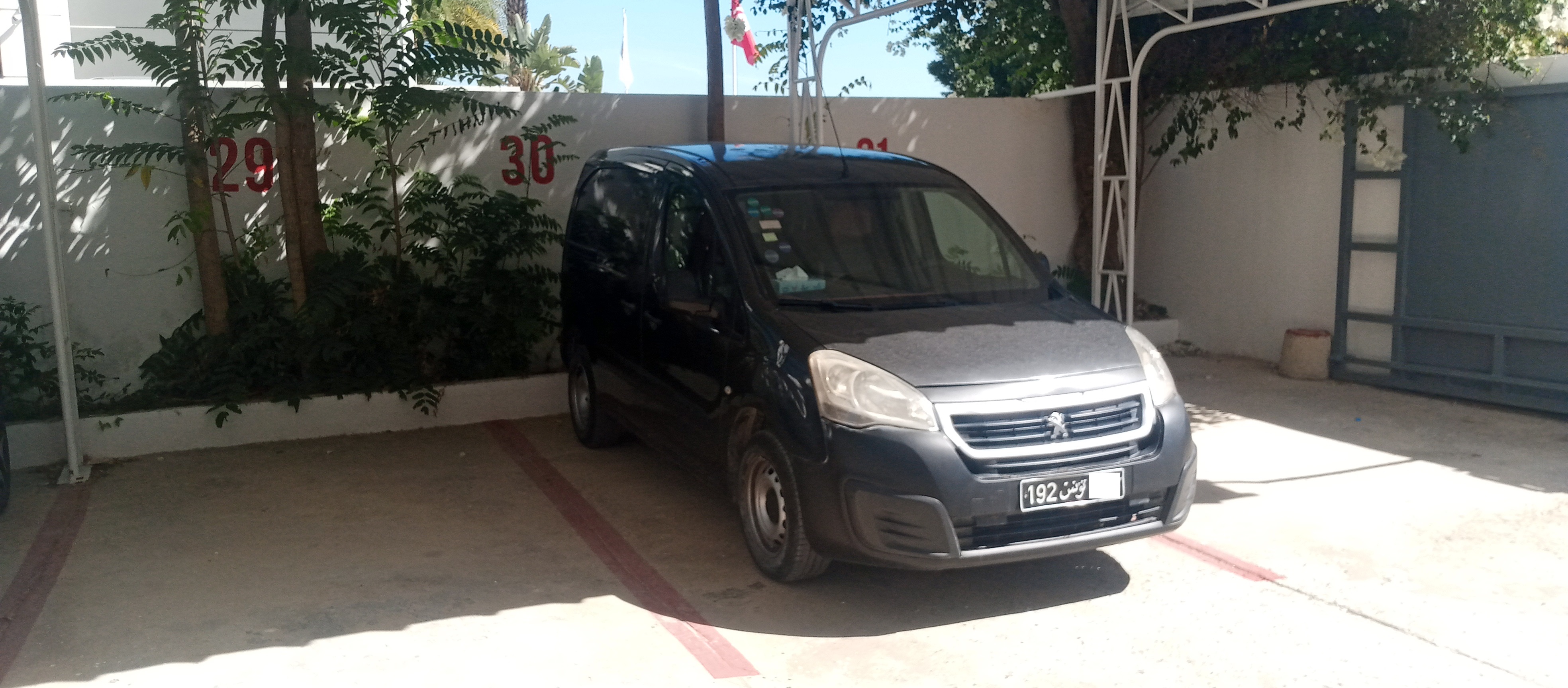Bab Bhar Montplaisir Peugeot Partner Peugeot partner 2016