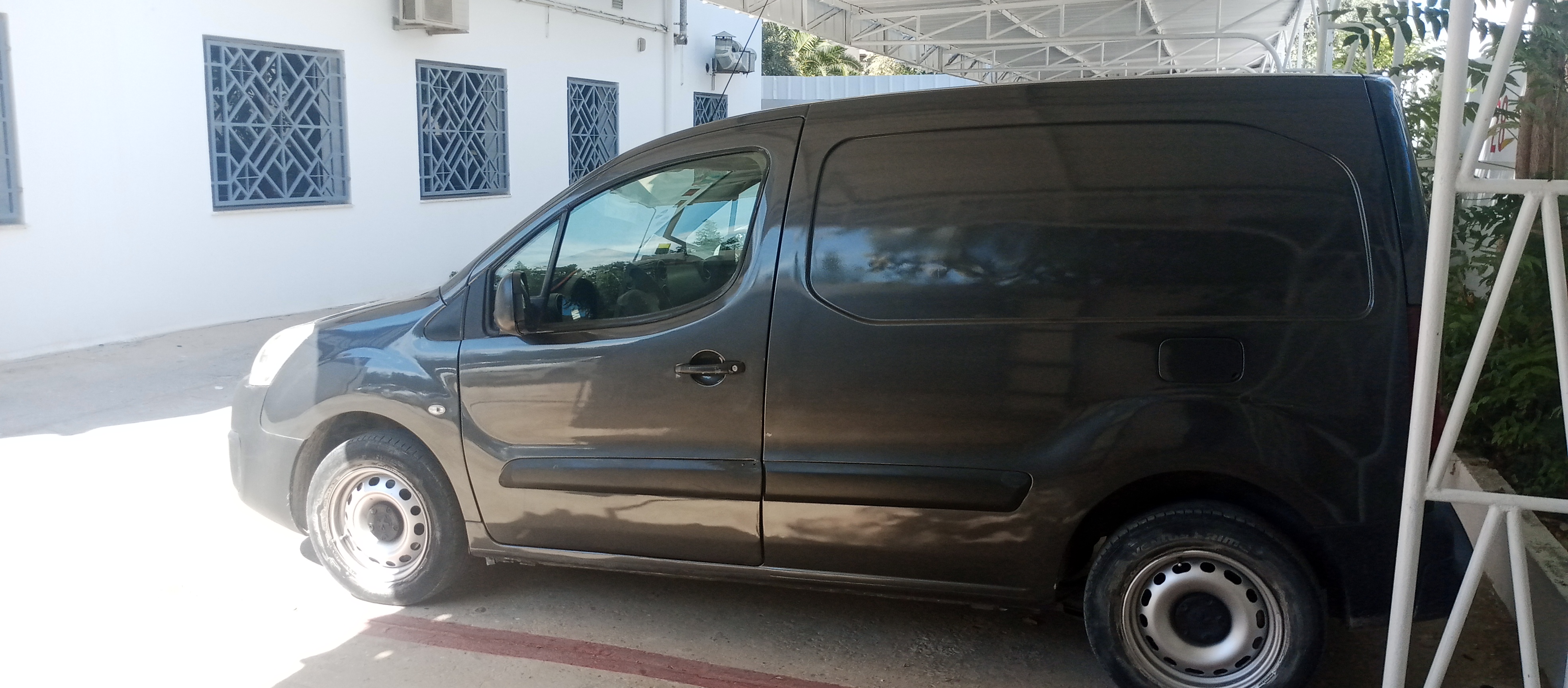 Bab Bhar Montplaisir Peugeot Partner Peugeot partner 2016