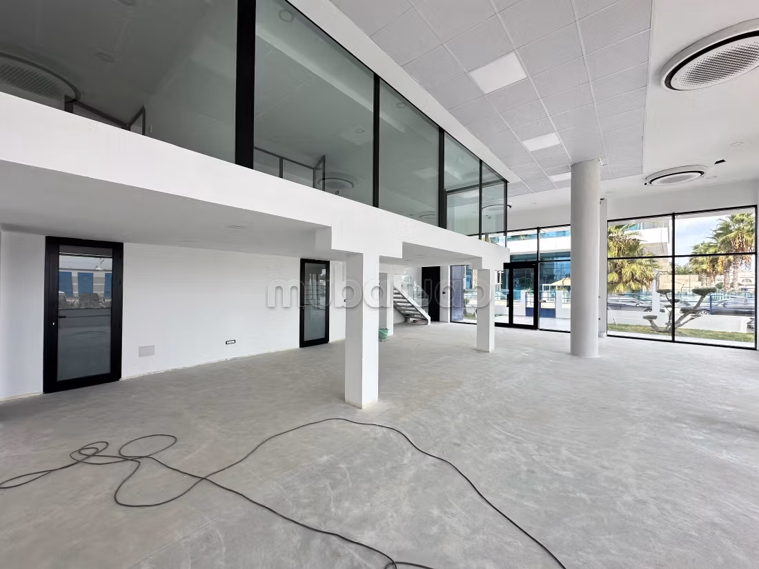 El Kram Le Kram Location Autre Showroom double hauteur 200 m au lac 3