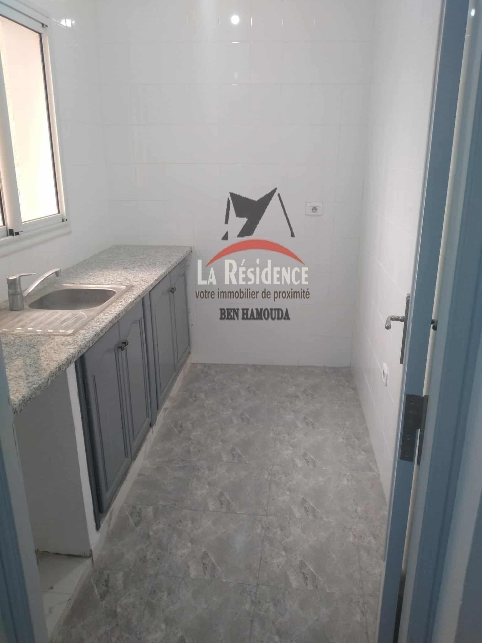 Bizerte Nord Bizerte Location Appart. 2 pices Appartements  s1  usage bureautique