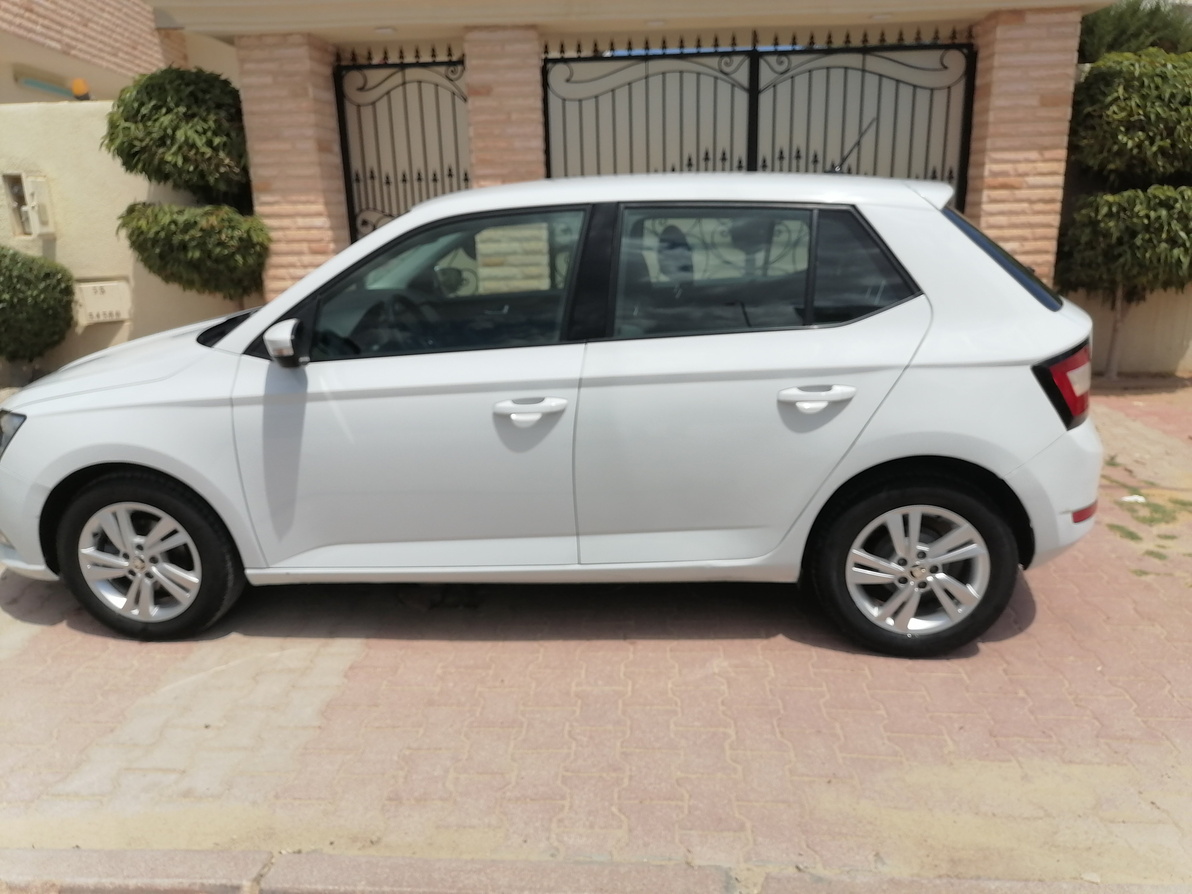 Sakiet Eddaier Sakiet Eddaier Skoda Fabia Skoda fabia a ne  pas rater