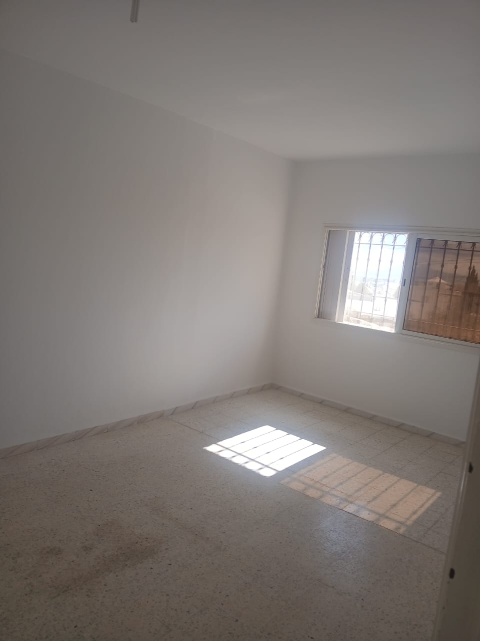 El Menzah El Menzah 9 Location Appart. 2 pices 2 studios s1 au rdc de villa  menzah9