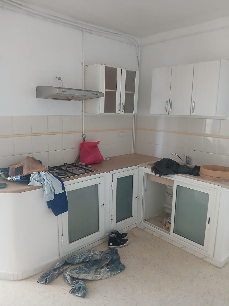 El Menzah El Menzah 9 Location Appart. 2 pices 2 studios s1 au rdc de villa  menzah9