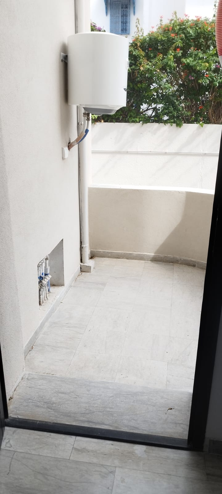 La Marsa El Aouina Location Appart. 2 pices Un appartement s1 usage bureautique  laouina