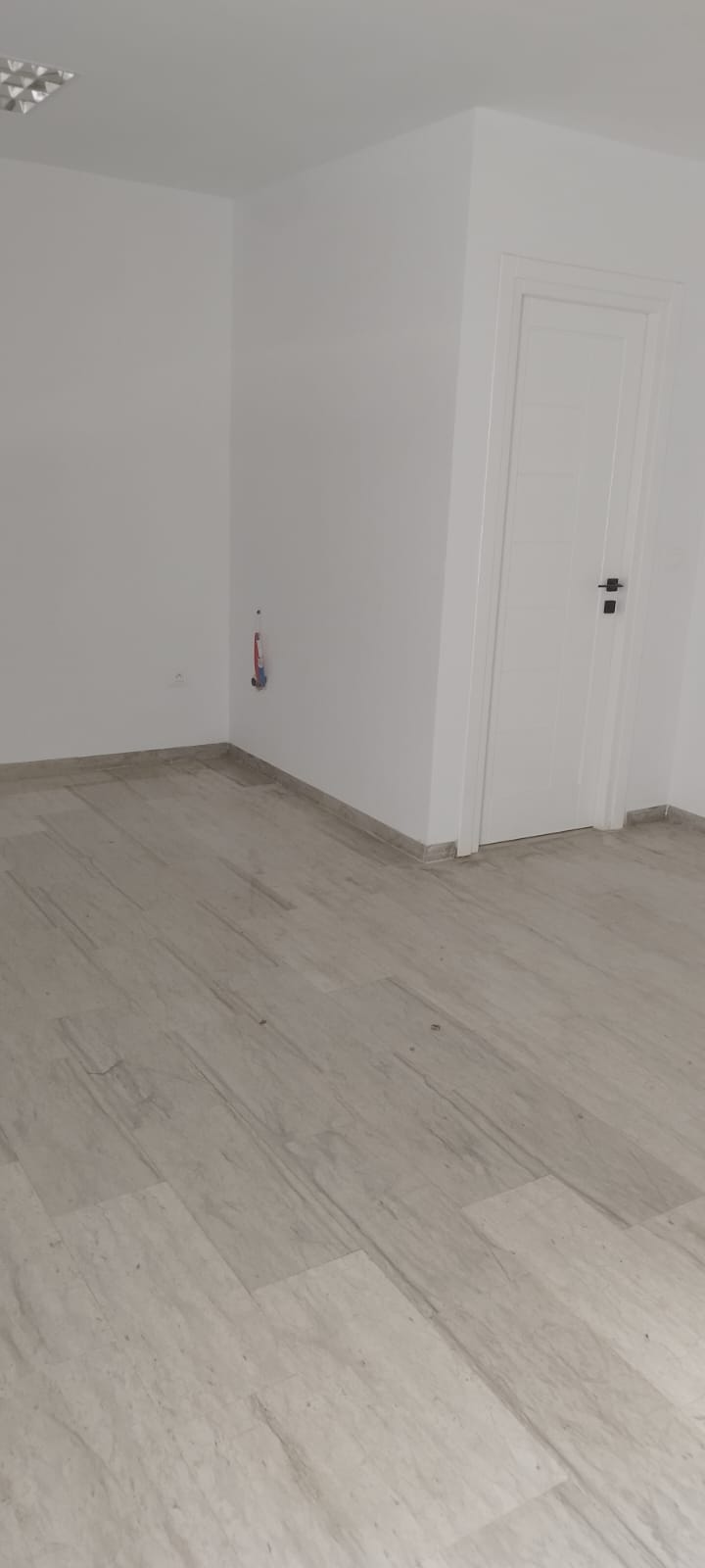 La Marsa El Aouina Location Appart. 2 pices Un appartement s1 usage bureautique  laouina