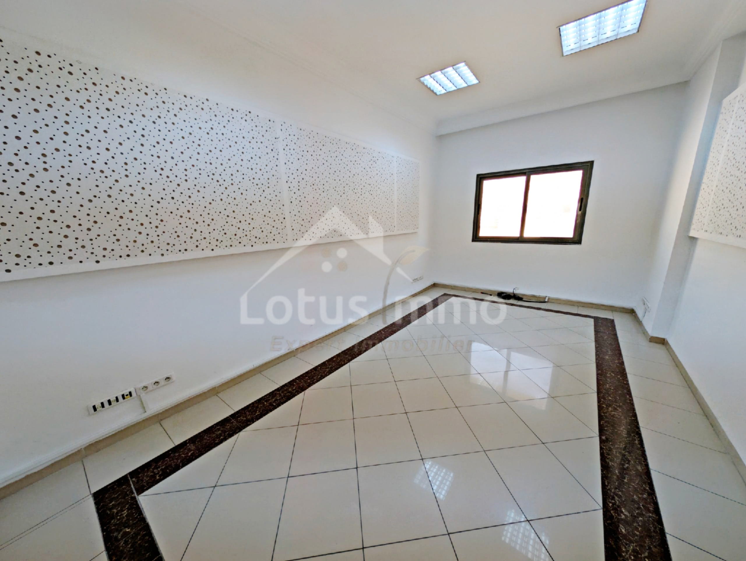 La Marsa&nbsp;Berge Du Lac&nbsp;Location&nbsp;Surfaces&nbsp;Bureaux aux berges du lac 1