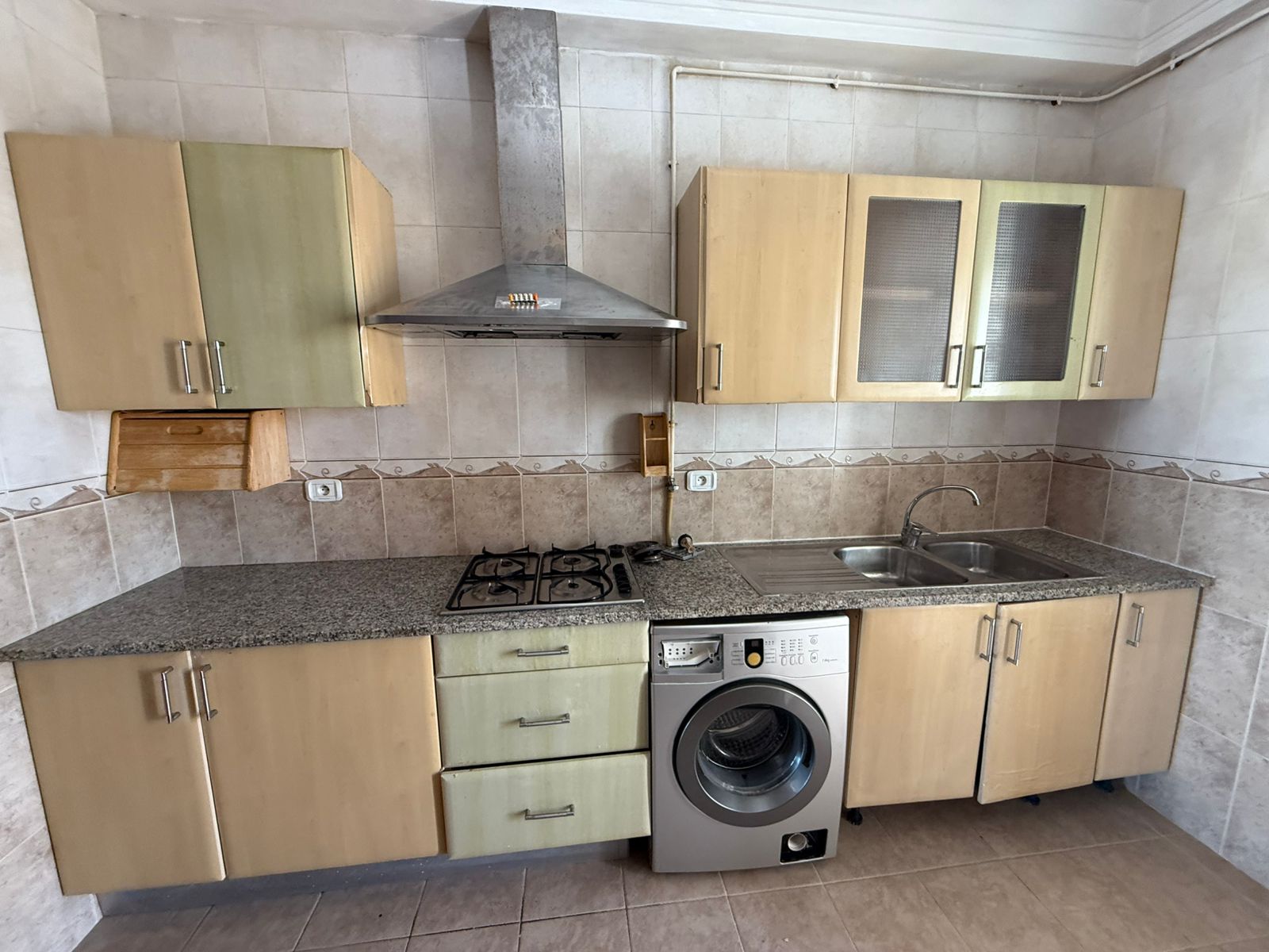 Cite El Khadra Zone urbaine nord Meubles de cuisine et salle de bain Cuisines Equipes Cuisine mdf plaque 4 feux et hte