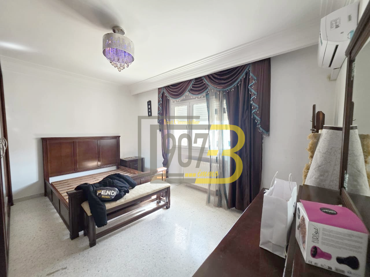 Ariana Ville Cite Ennasr 2 Location Appart. 4 pices Un appartement s4 vide  cit ennasr