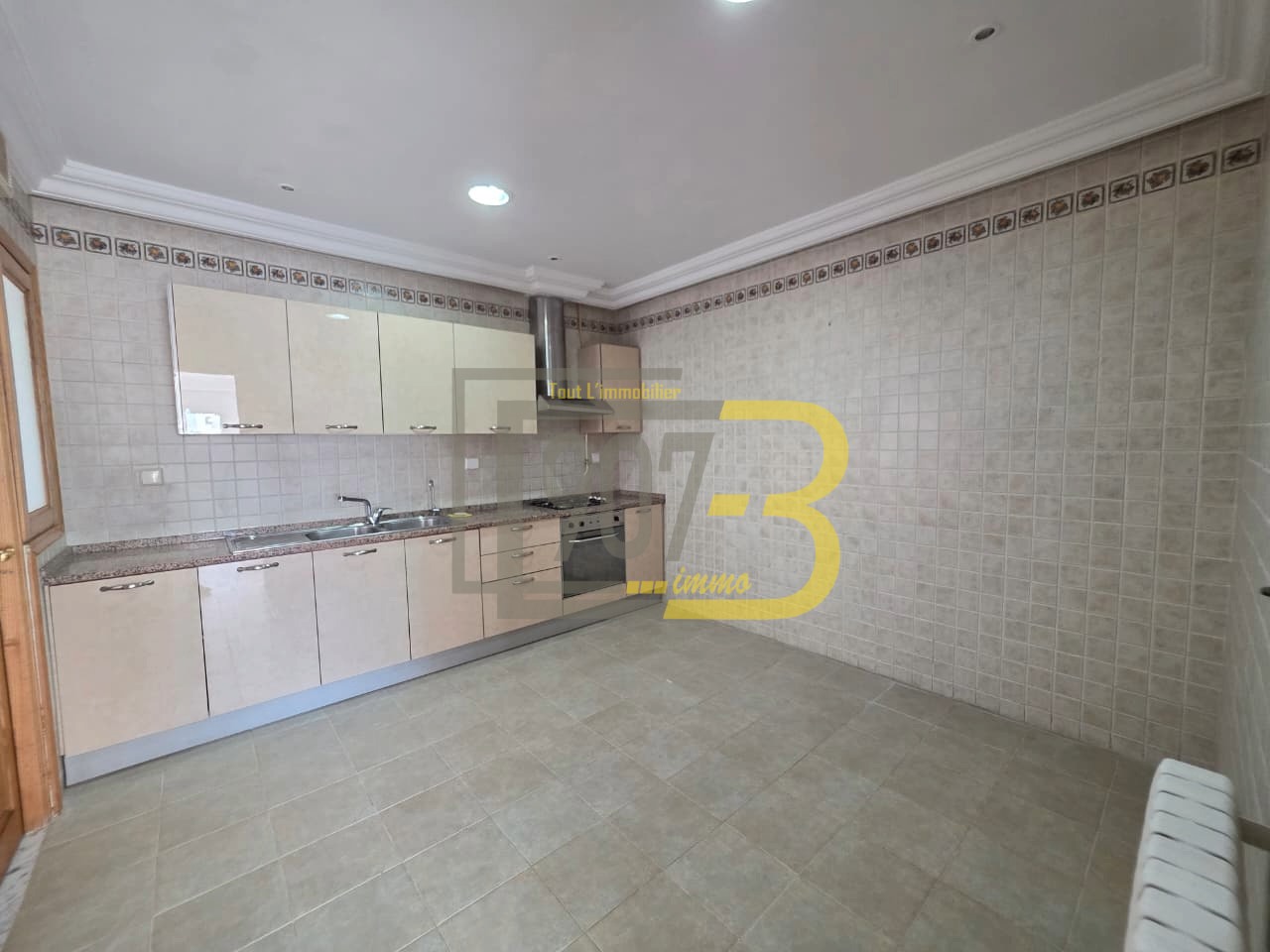 Ariana Ville Cite Ennasr 2 Location Appart. 2 pices Un appartement trs propre de type s2  ennasr