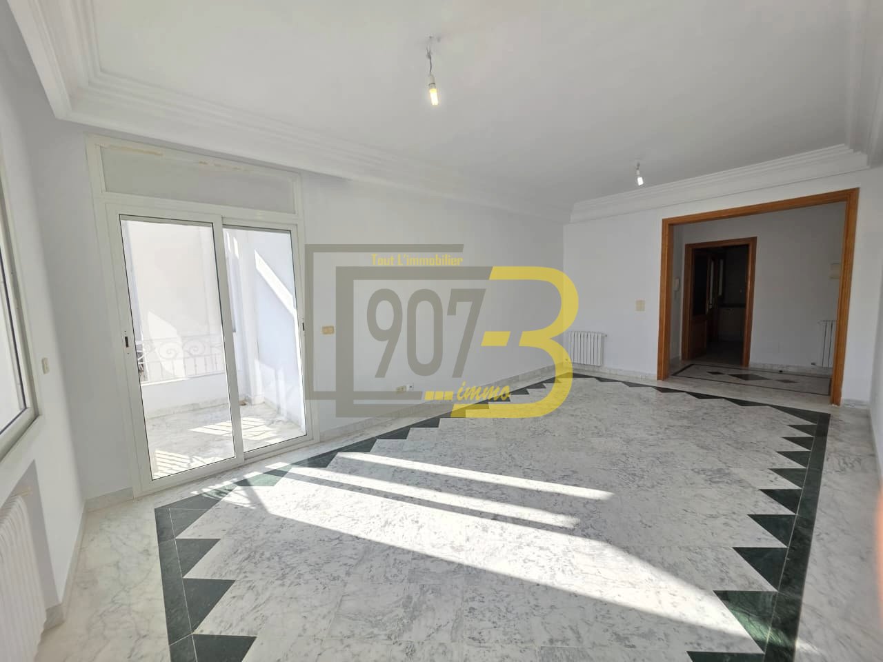 Ariana Ville Cite Ennasr 2 Location Appart. 2 pices Un appartement trs propre de type s2  ennasr