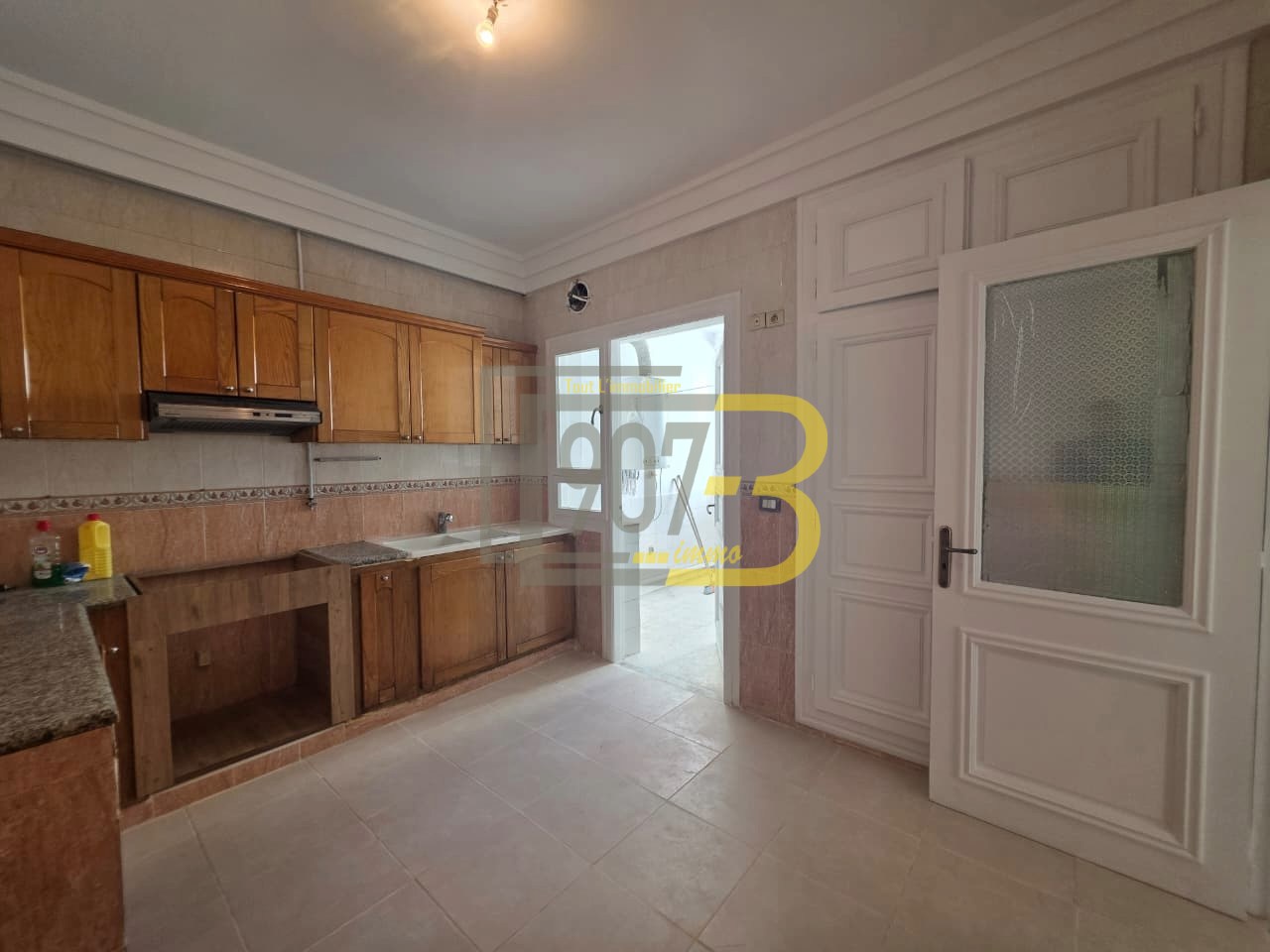 Ariana Ville Cite Ennasr 2 Location Appart. 3 pices Appartement s3  cit ennasr pres du kiosque total