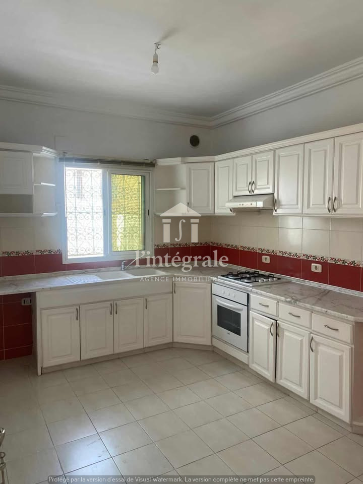 El Menzah Mutuelle Ville Location Maisons Spacieux tage de villa s4 mutuelleville