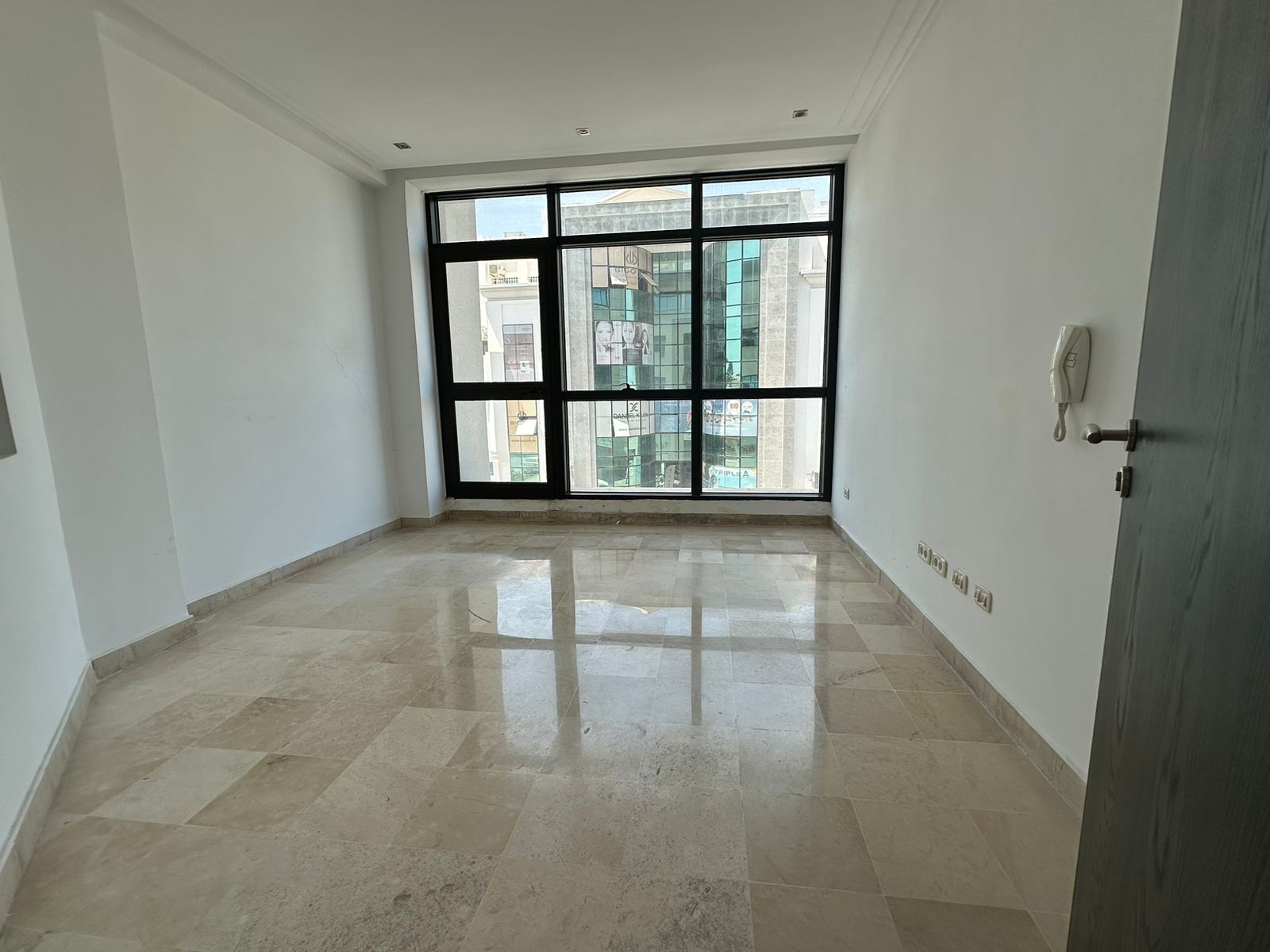 La Marsa Berge Du Lac Bureaux & Commerces Bureau Al bureau 230m2 aulac1