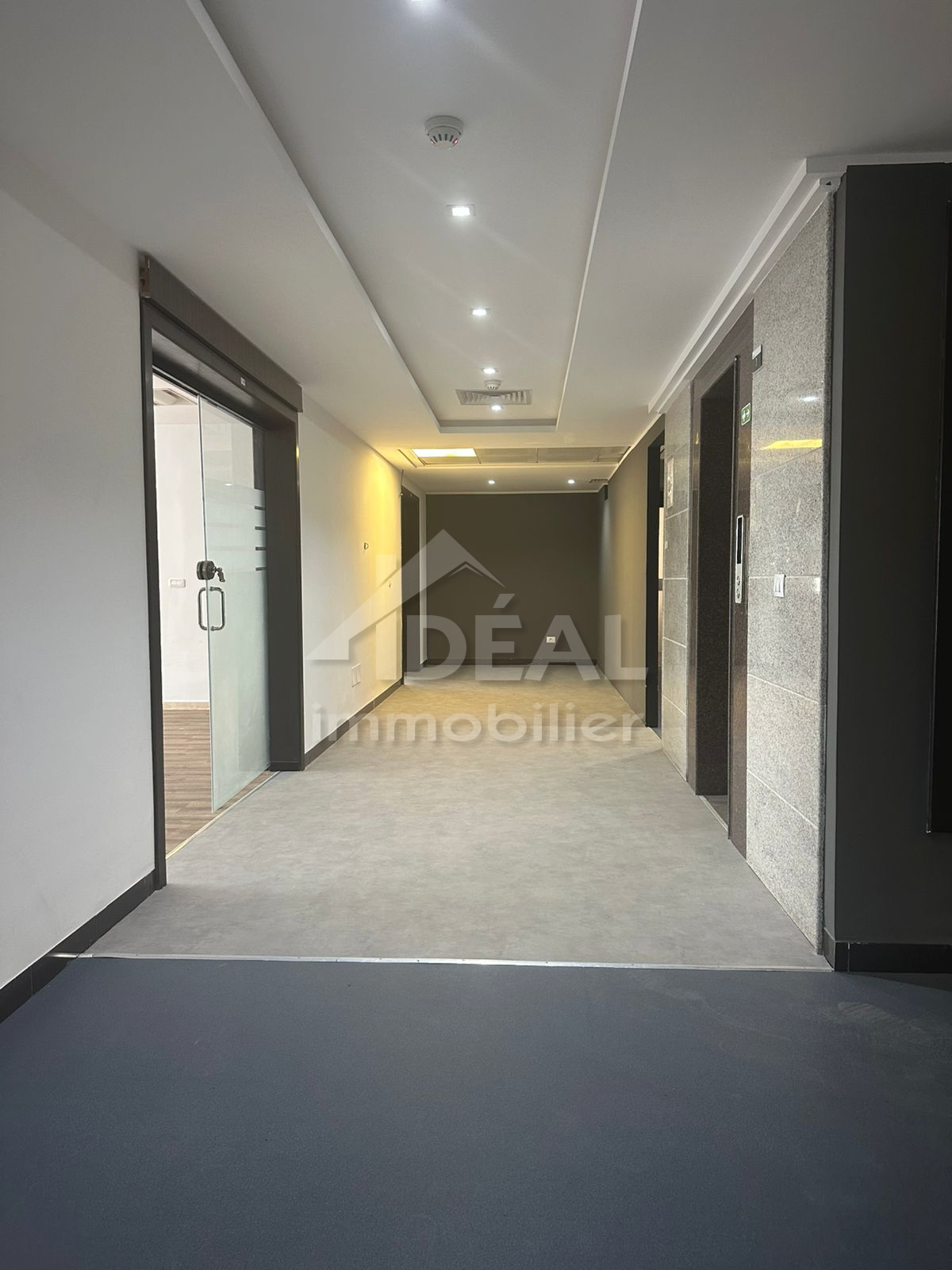 La Marsa Berge Du Lac Bureaux & Commerces Bureau Al immeuble r3 avec mezzanine lac 2