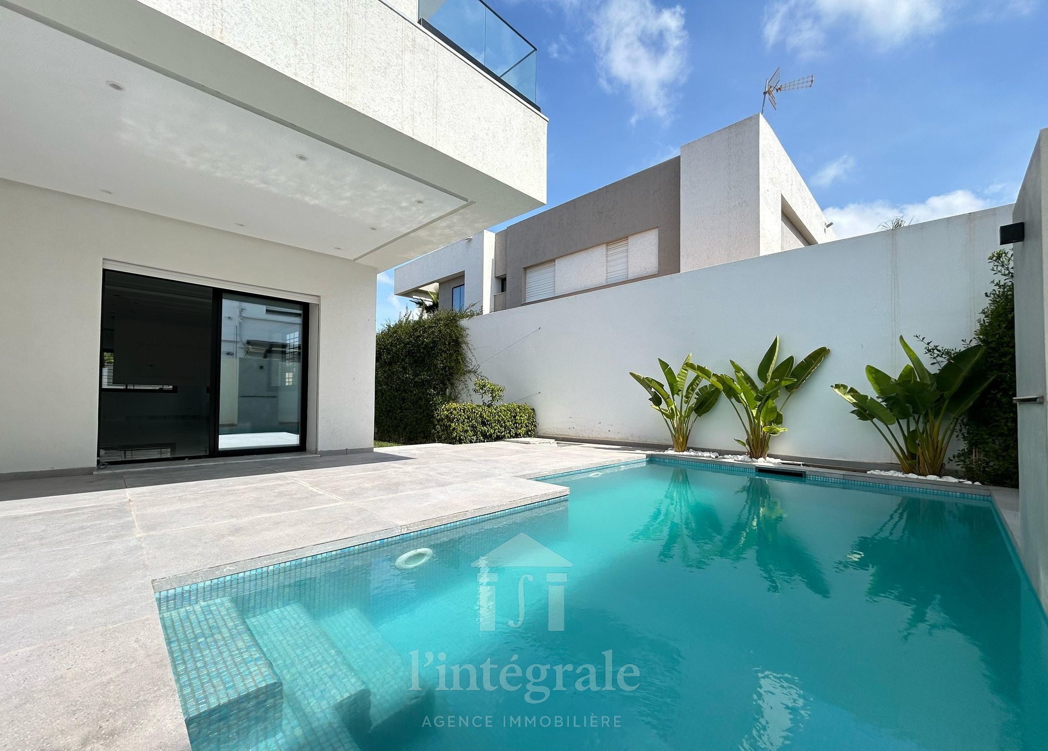 La Soukra Chotrana 1 Location Maisons Superbe duplex moderne  chotrana1