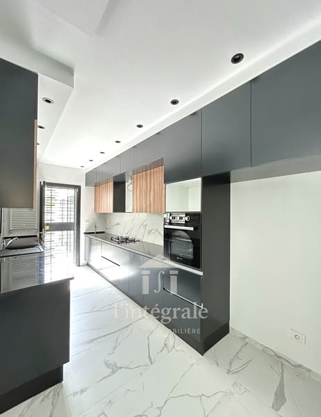 La Soukra Chotrana 1 Location Maisons Superbe duplex moderne  chotrana1