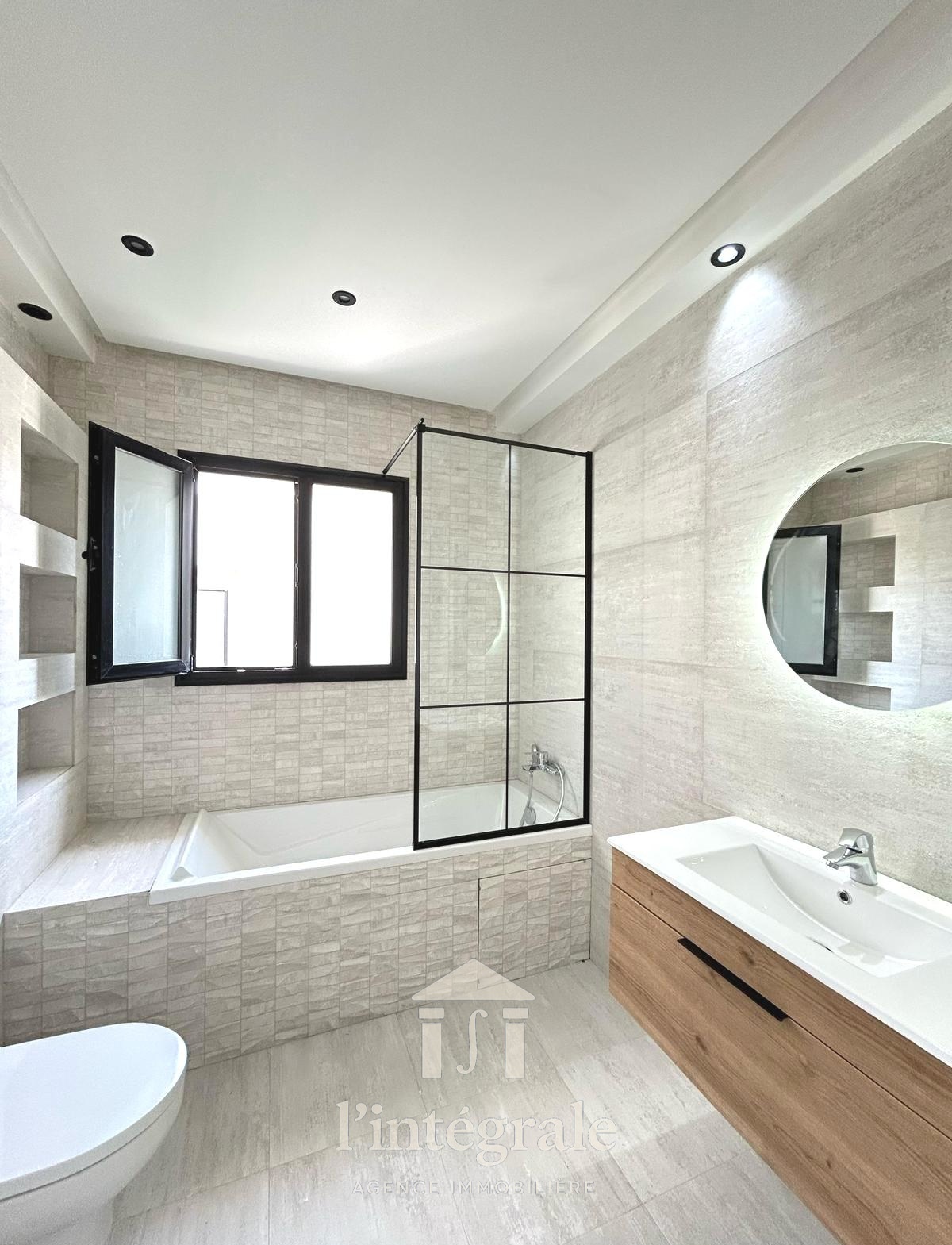 La Soukra Chotrana 1 Location Maisons Superbe duplex moderne  chotrana1