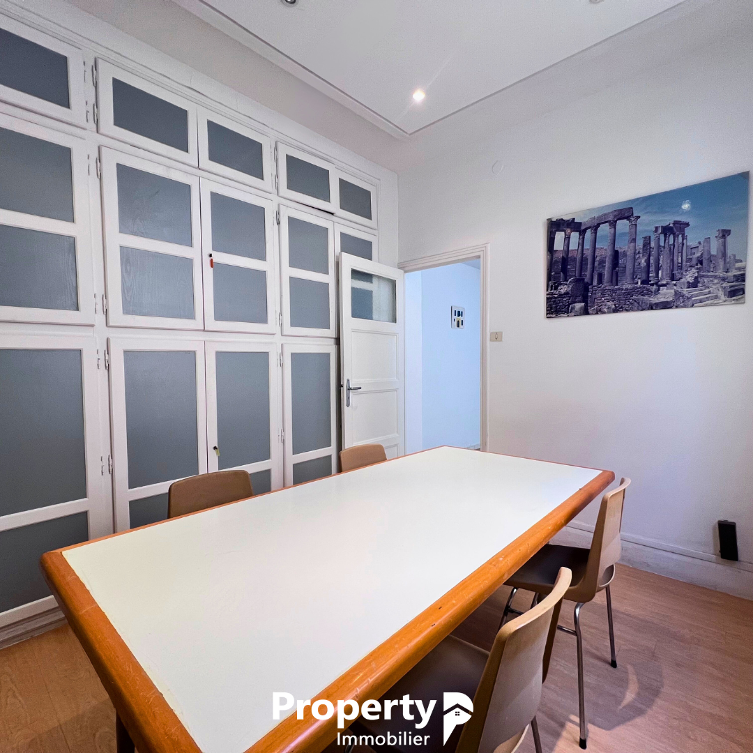 Bab Bhar Montplaisir Bureaux & Commerces Bureau Bureau 4 pices au centre ville tunis