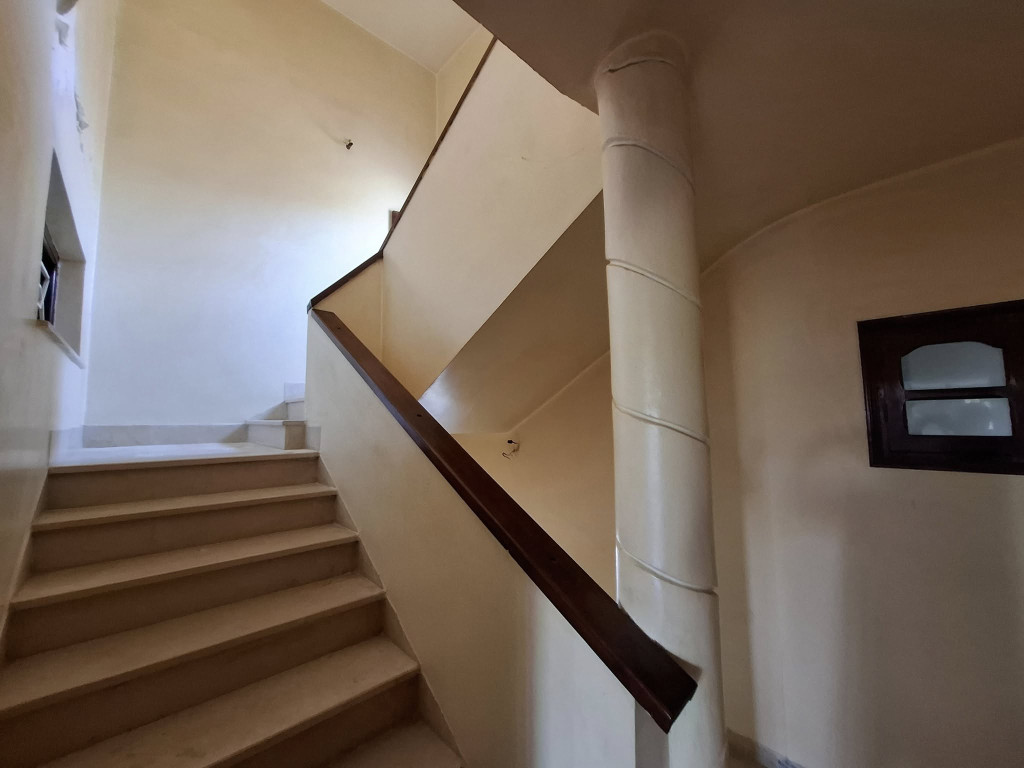 El Mourouj Cite El Mourouj 3 Bis Vente Duplex Duplex s6 sur 3 niveaux mourouj 5