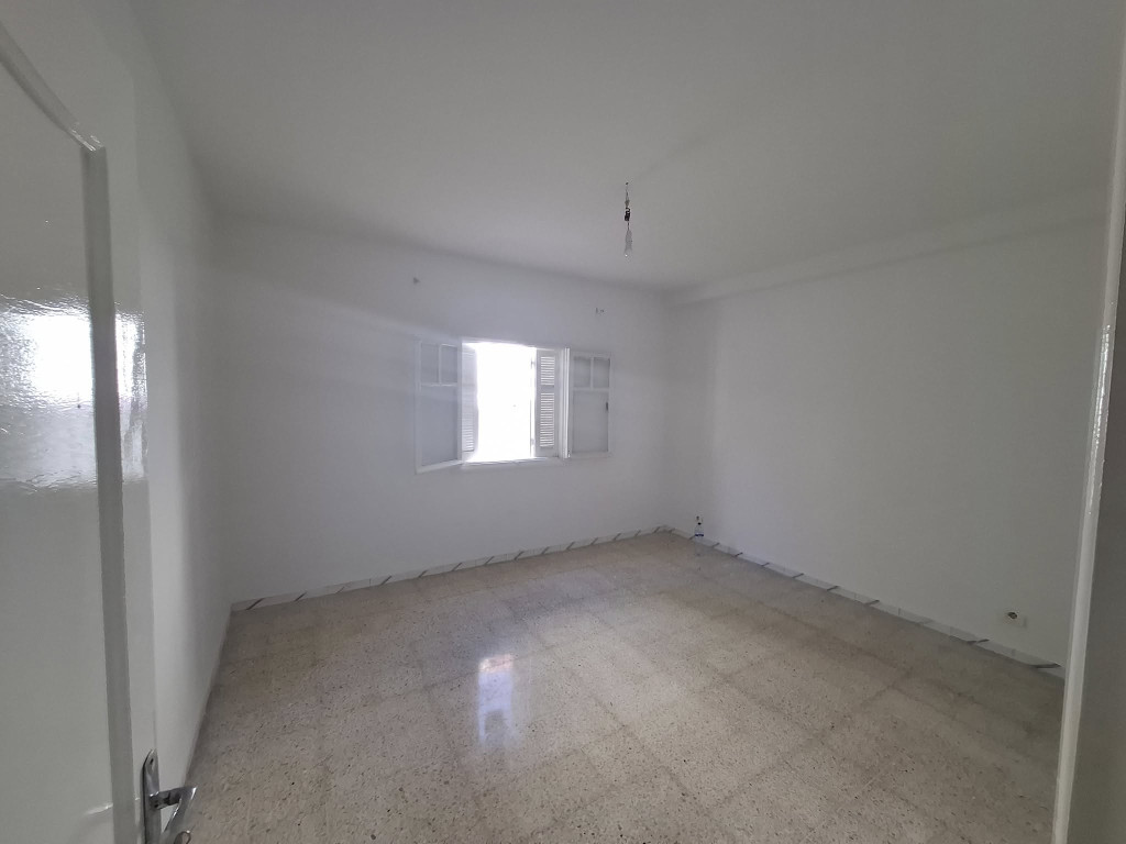 El Mourouj El Mourouj Vente Appart. 2 pices Appartement s2 rdc mourouj 5