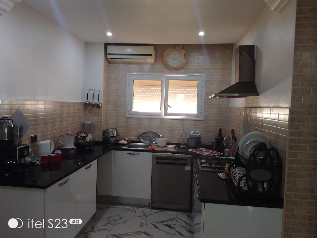 El Mourouj Cite El Mourouj 3 Bis Location Duplex Duplex s3 rnov avec garage  mourouj 3