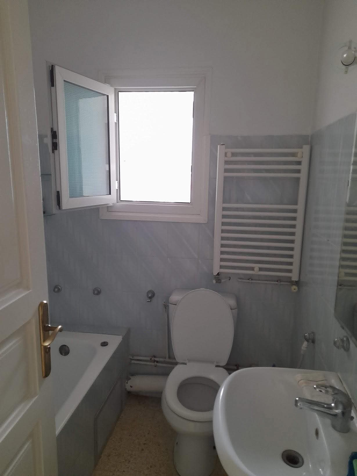 El Mourouj El Mourouj Location Appart. 2 pices Appartement m4 en face carrefour