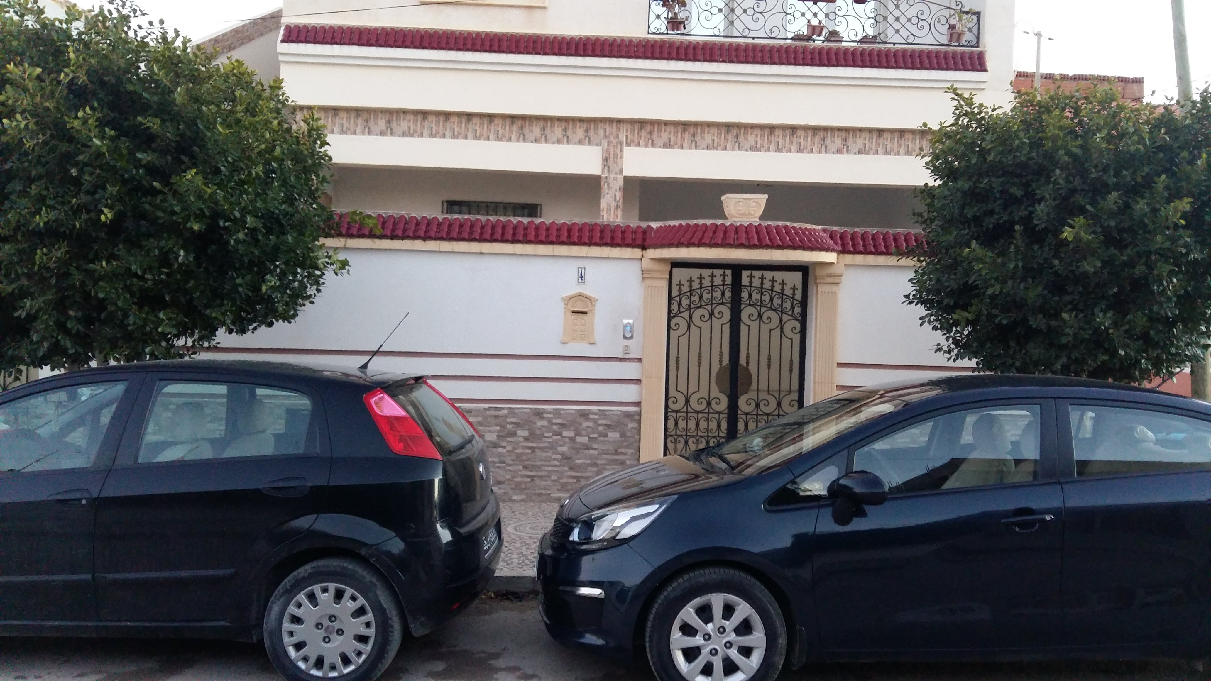 Siliana Sud Cite Du Lycee Location Appart. 3 pices Villa  rez de chausse  au centre ville