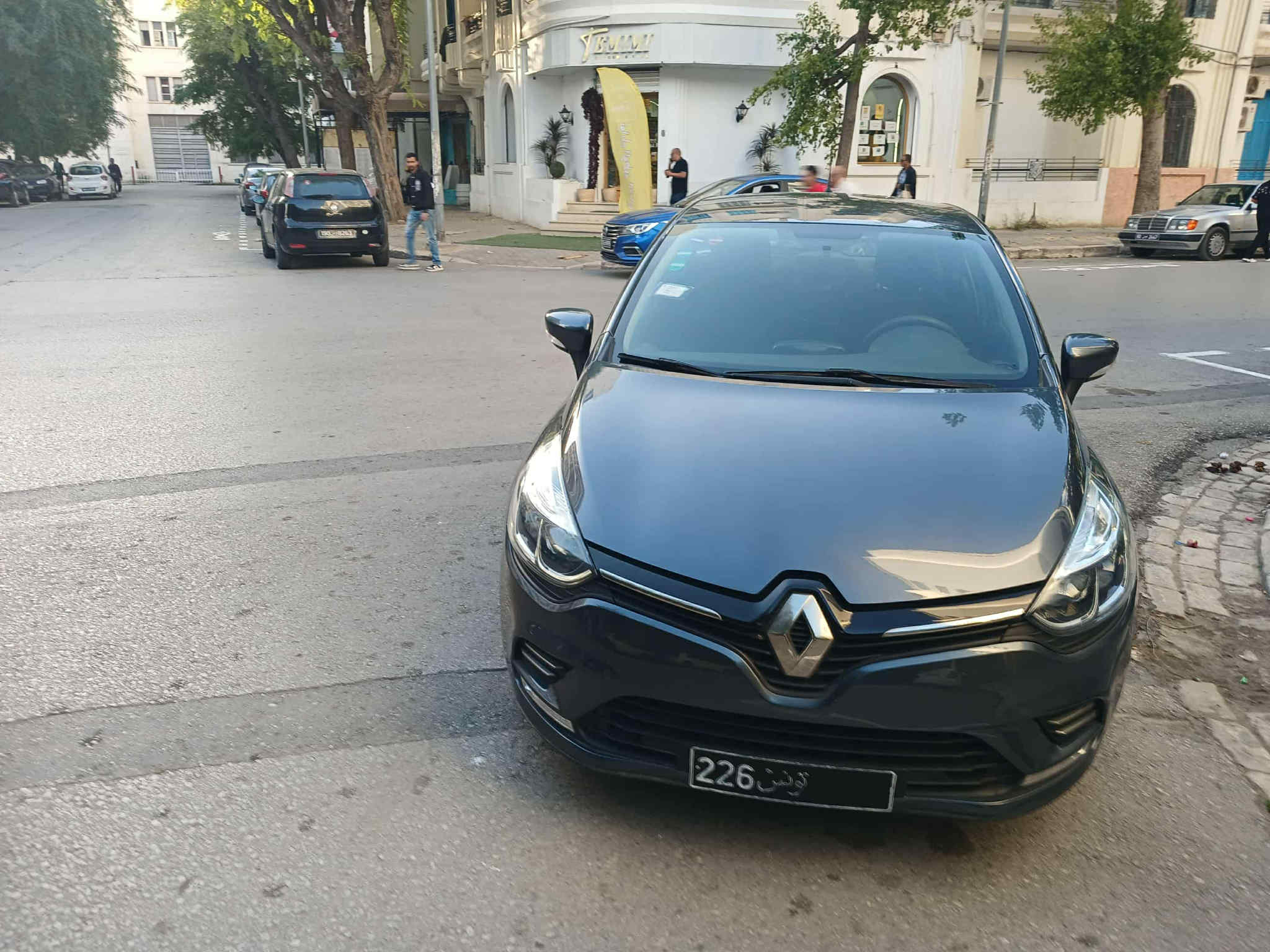 Bab Bhar Bab Bhar Renault Clio Clio 4 life plus