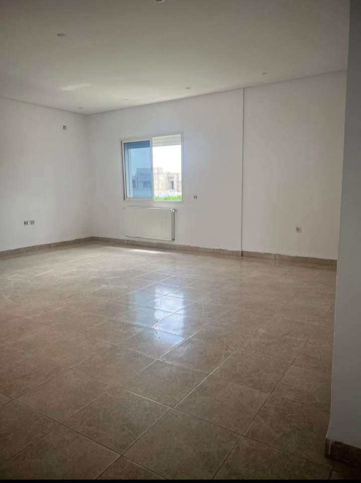 La Soukra La Soukra Location Appart. 3 pices Bel s2  soukra