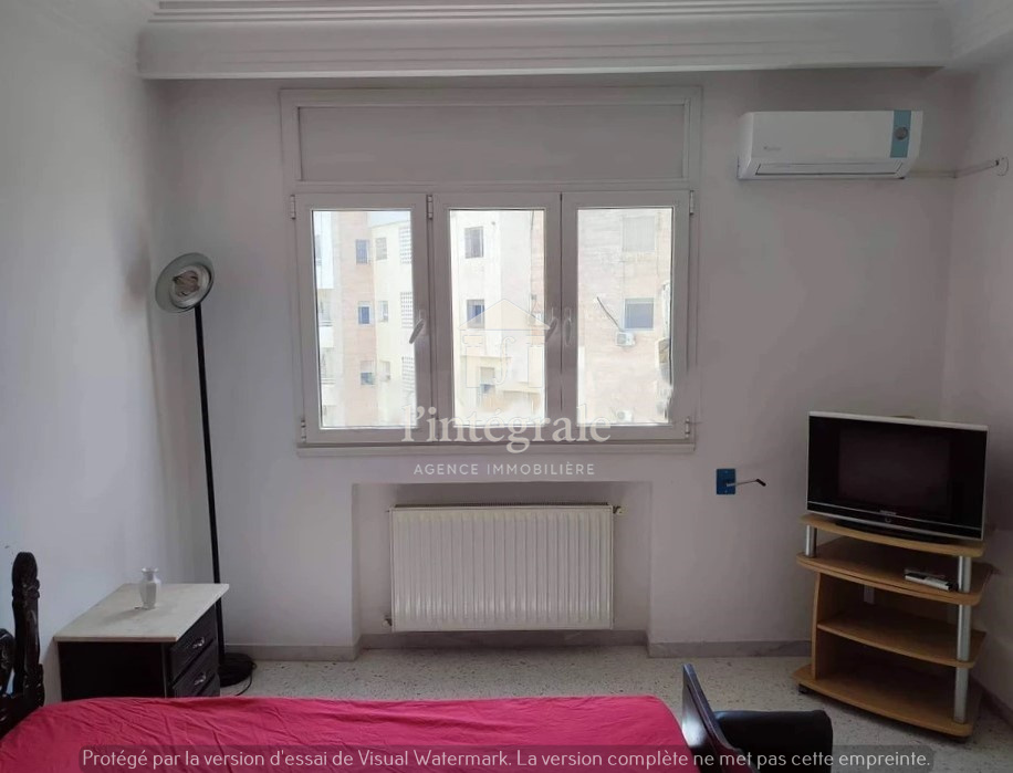 Ariana Ville Cite Ennasr 2 Location Appart. 5 pices+ Grand s4 enasser2 vide